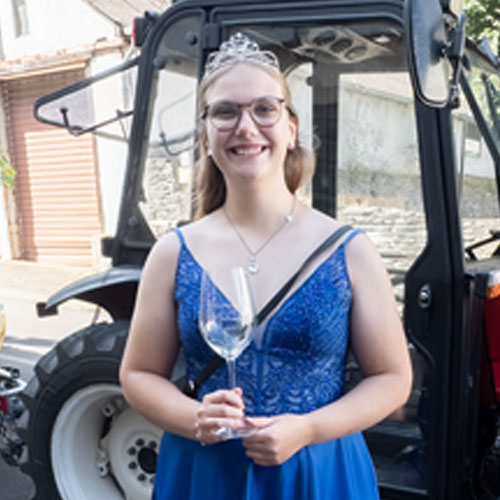 Weinprinzessin Michaela
