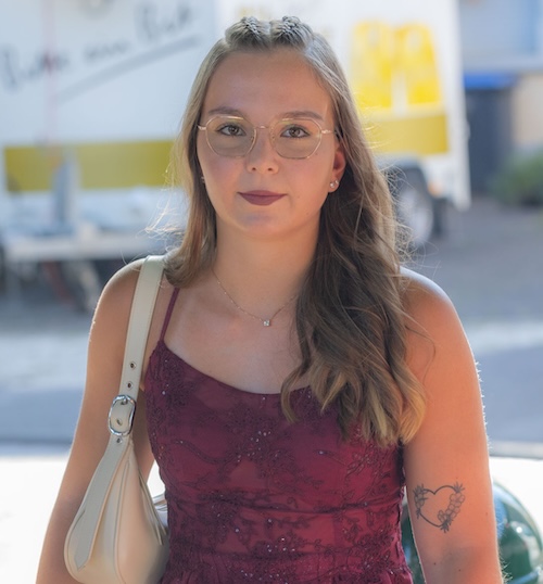 Weinprinzessin Laura