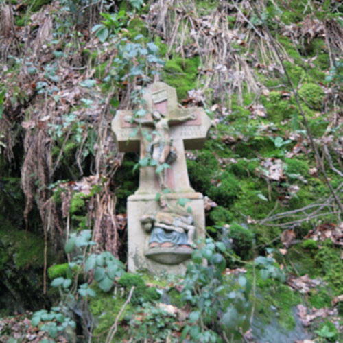 Wayside crosses